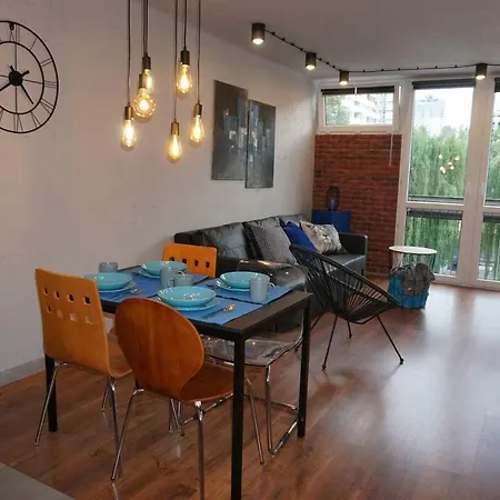 Apartament Metro Rondo Onz Warszawa Zewnętrze zdjęcie
